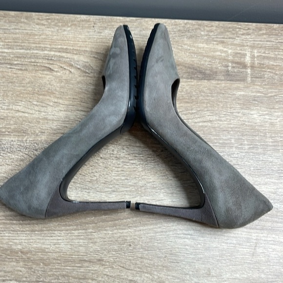 Enzo Angiolini Suede Pointed Toe Pumps Heels Grey Padded Insole Lug Sole Size 8 - Picture 6 of 11